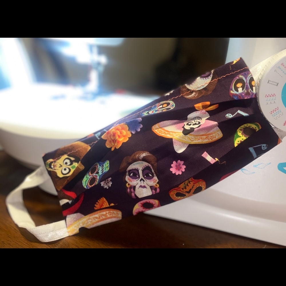 Face mask - Picture 5 of 10